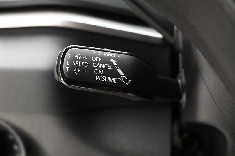 Škoda Karoq 2,0 TDI 85kW DSG TAŽNÉ Záruka - fotka 23 z 32
