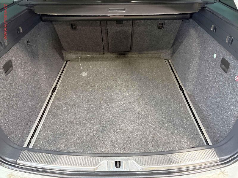 Škoda Superb (2013) 2.0 TDi, Elegance, DSG, +ALU - fotka 7 z 17