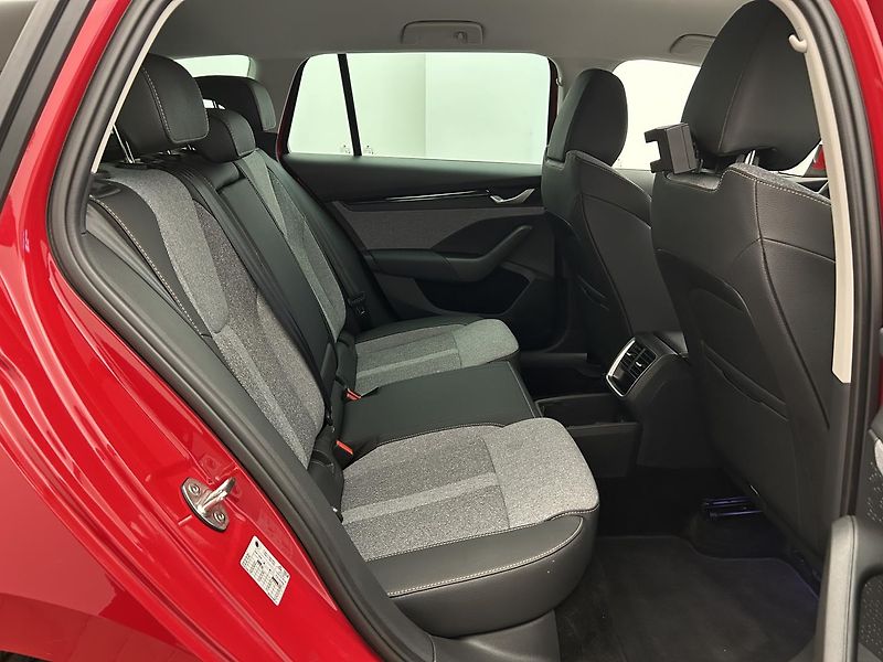 Škoda Octavia 1.5 TSI Top selection - fotka 19 z 24