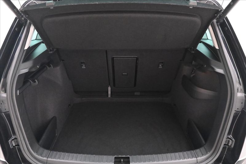 Škoda Karoq 2,0 TDI 85kW DSG NAVIGACE Záru - fotka 10 z 31