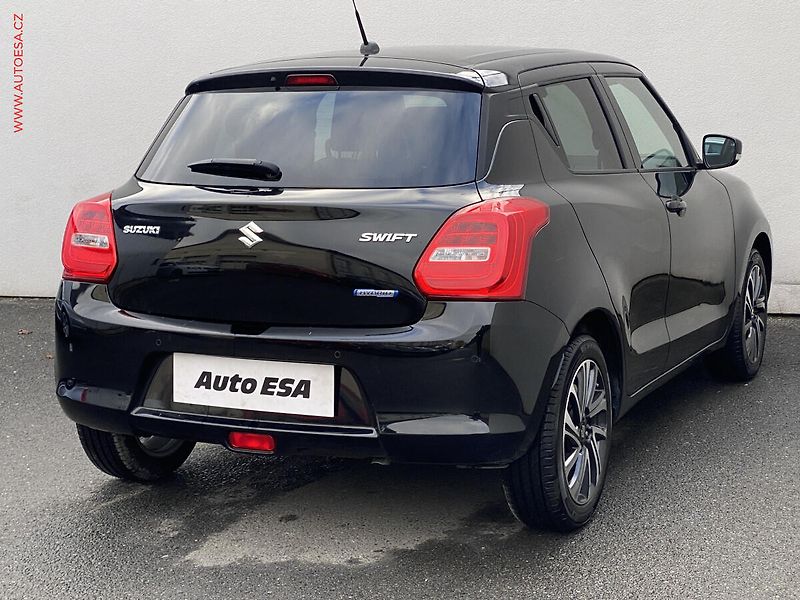 Suzuki Swift (2021) 1.2i Hybrid, Elegance - fotka 4 z 19
