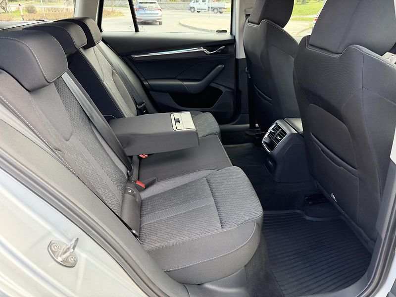 Škoda Octavia 1,5 TSi/110kW DSG e-TEC STYLE - fotka 55 z 80