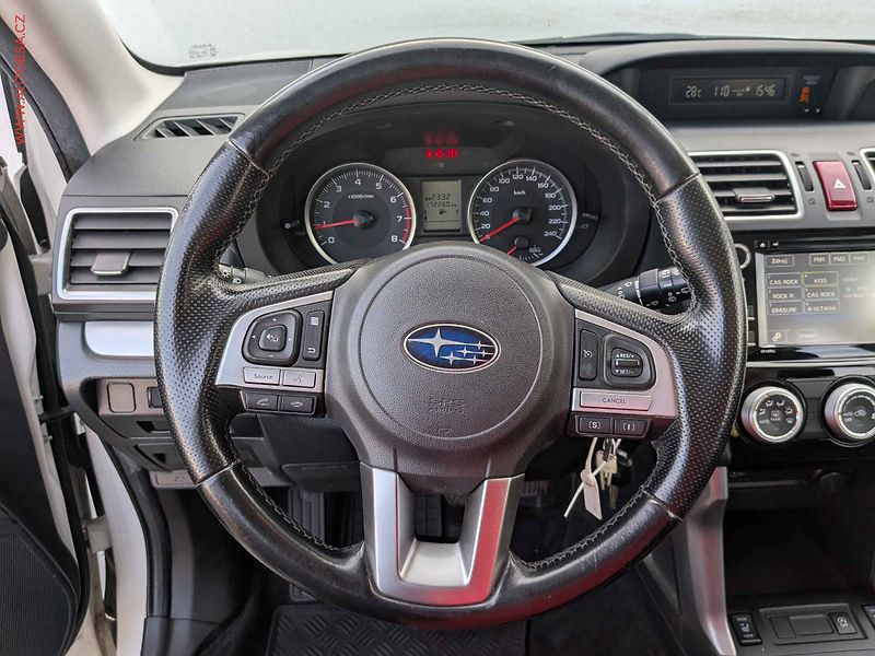 Subaru Forester (2017) 2.0i 4x4, 1.maj,ČR, AC, TZ - fotka 15 z 17