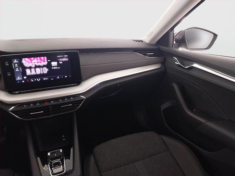 Škoda Octavia (2023) Style 2.0 TDI, digi klima - fotka 8 z 22