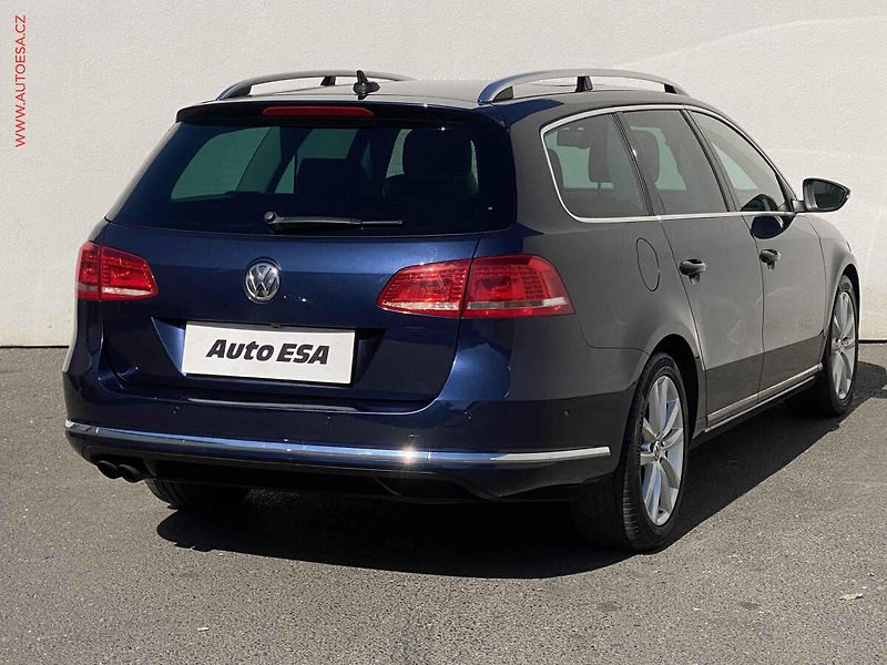 Volkswagen Passat (2014) 2.0 TSi, Highline, bixen - fotka 4 z 17
