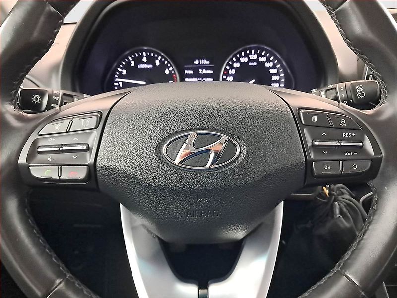 Hyundai i30 (2018) 1.0 T-GDI, Tempomat - fotka 15 z 16