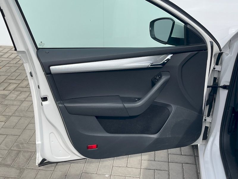 Škoda Octavia (2016) Combi 1,6 TDI / 81 kW Ambition - fotka 18 z 30