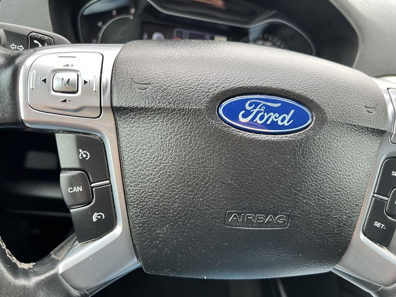 Ford S-MAX 2.0TDCi 7MÍST TAŽNÉ KLIMA ALU - fotka 15 z 46