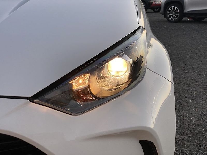 Toyota Yaris 1.5i, ČR, Comfort, záruka - fotka 8 z 16