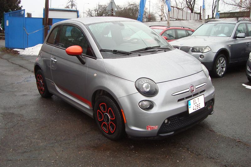 Fiat 500e (2017) - fotka 1 z 59