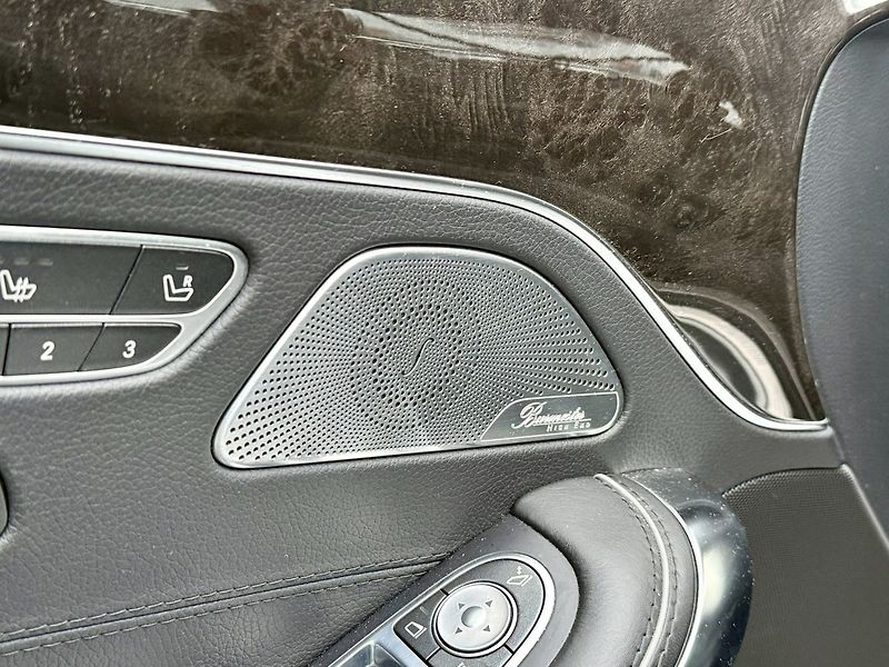 Mercedes-Benz Třídy S (2015) 500 4MATIC kupé - fotka 17 z 51