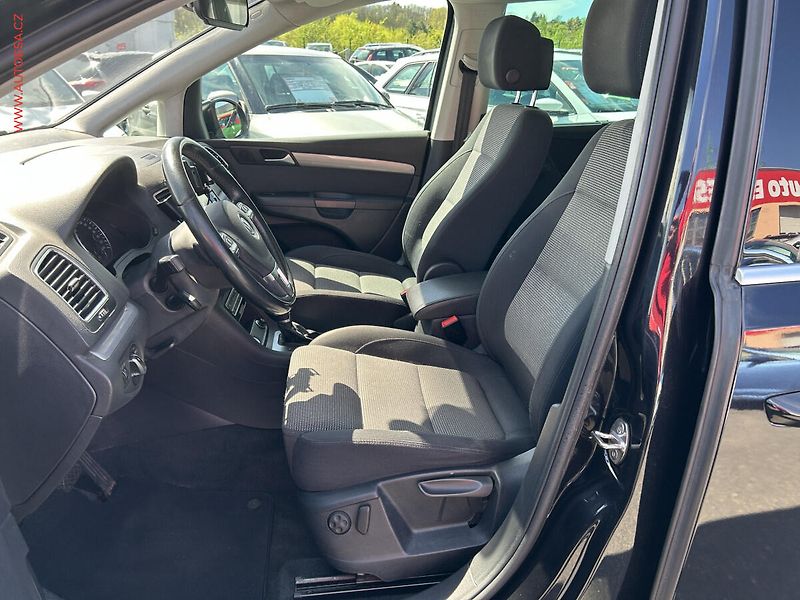 Volkswagen Sharan (2014) 2.0TDi, DSG - fotka 9 z 18