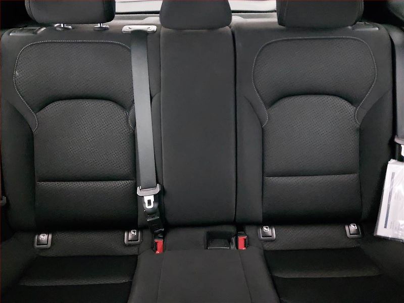 Hyundai i30 (2018) 1.4 T-GDI, Serv.kniha - fotka 10 z 18