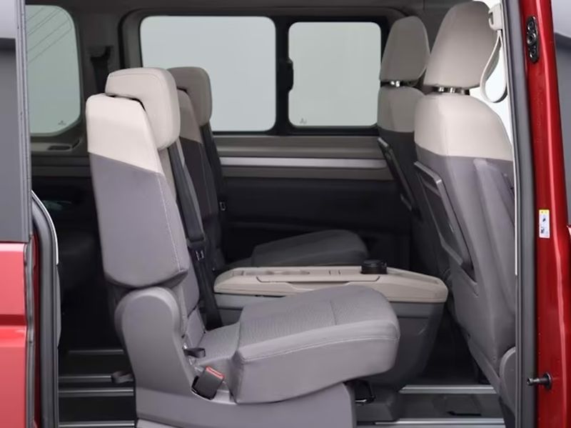 Volkswagen Multivan TDI Life Pano 360 IQ El. dveře - fotka 6 z 8