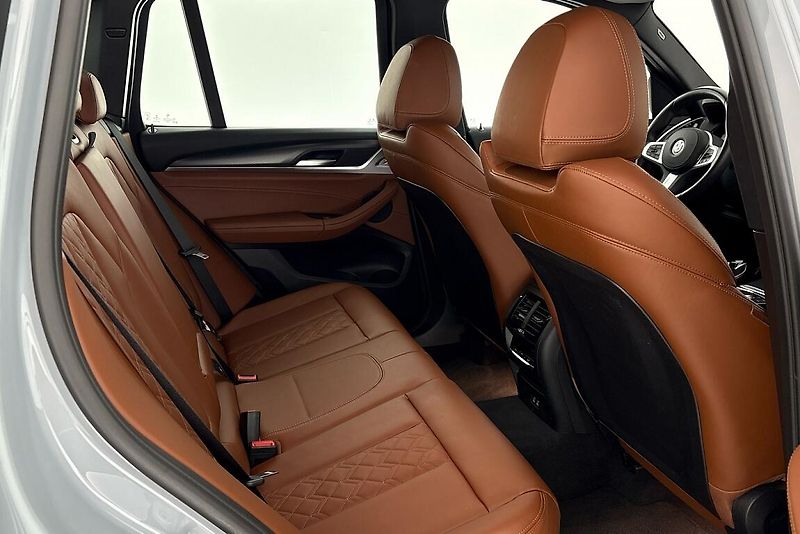 BMW X3 xDrive20d - fotka 11 z 26