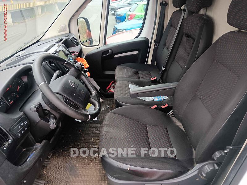Citroën Jumper (2021) 2.2HDi L3H2, ČR, AC - fotka 3 z 3