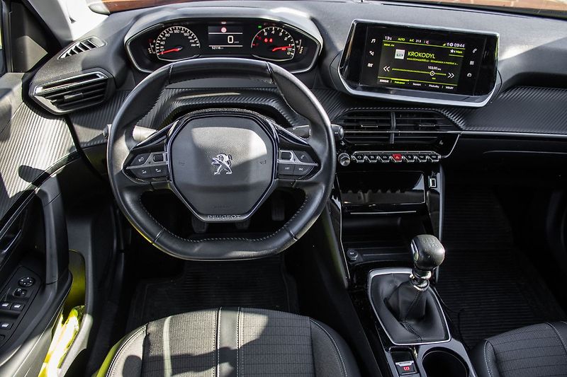 Peugeot 2008 - fotka 9 z 36
