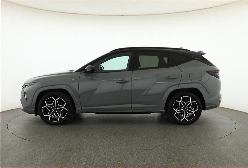 Hyundai Tucson (2023) N-Line 1.6 T-GDI - fotka 3 z 21