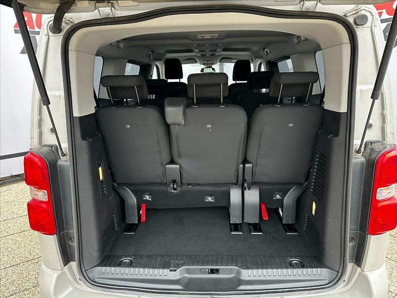 Toyota ProAce 2,0 D-4D 130kW-8AT-L1-CZ-DPH! - fotka 18 z 48