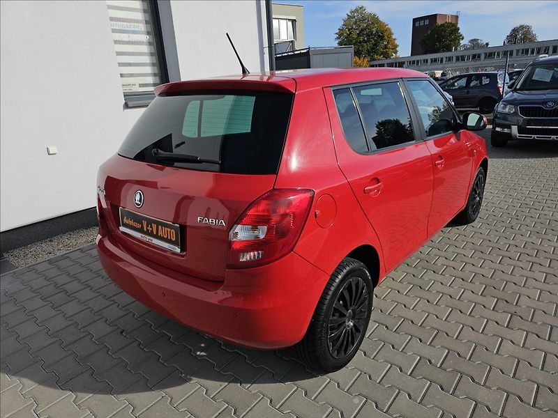Škoda Fabia II 1,2TSi 63 KW Fresch STK - fotka 6 z 41