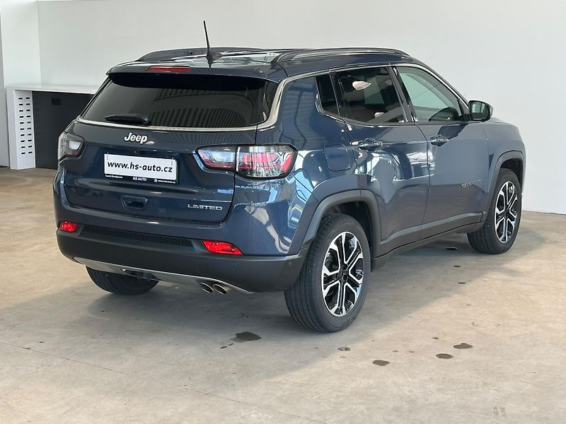 Jeep Compass 1,3T-GDi,LIMITED,130HP,ČR - fotka 6 z 27