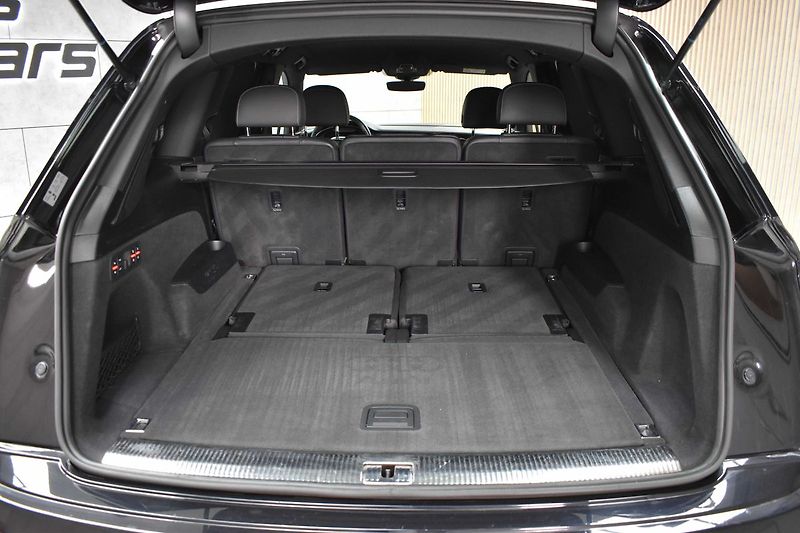 Audi Q7 50 TDI 4x4*S-LINE*7.MÍST*TAŽNÉ - fotka 46 z 51