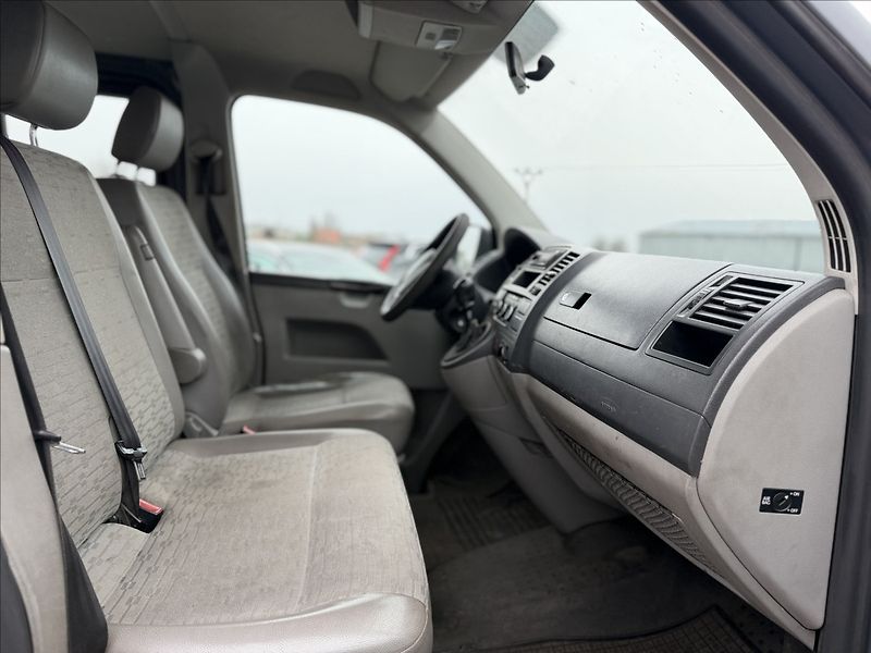 Volkswagen Transporter 2,0 TDI 7MÍST NOVÉ V ČR - fotka 15 z 15