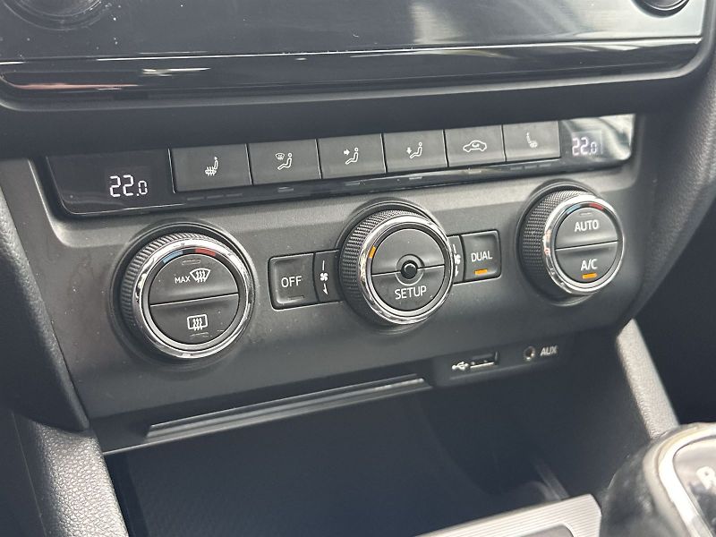 Škoda Octavia (2013) 2.0 TDI CR DPF Elegance - fotka 20 z 29