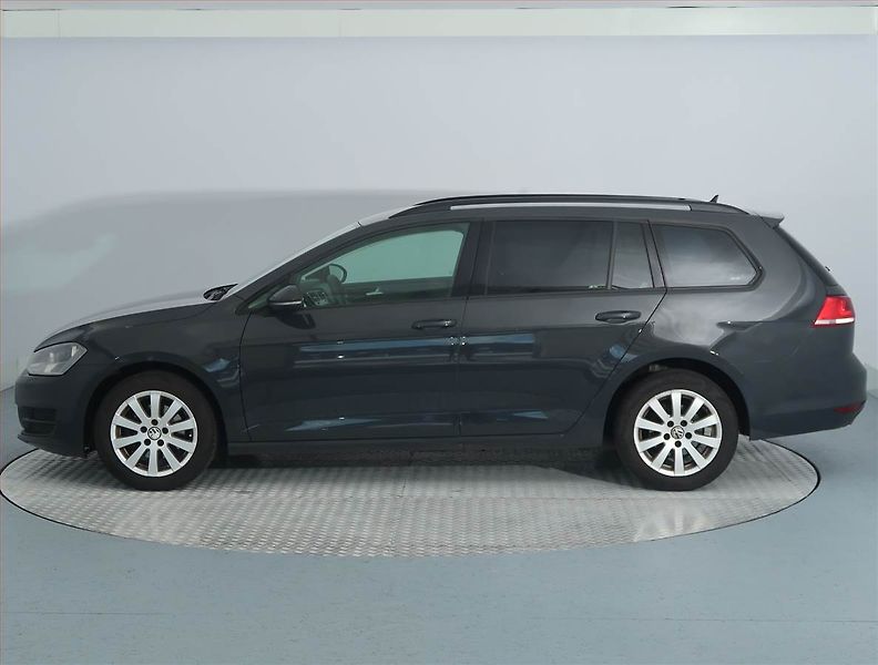 Volkswagen Golf (2014) 1.6 TDI, Serv.kniha, Navi - fotka 3 z 13
