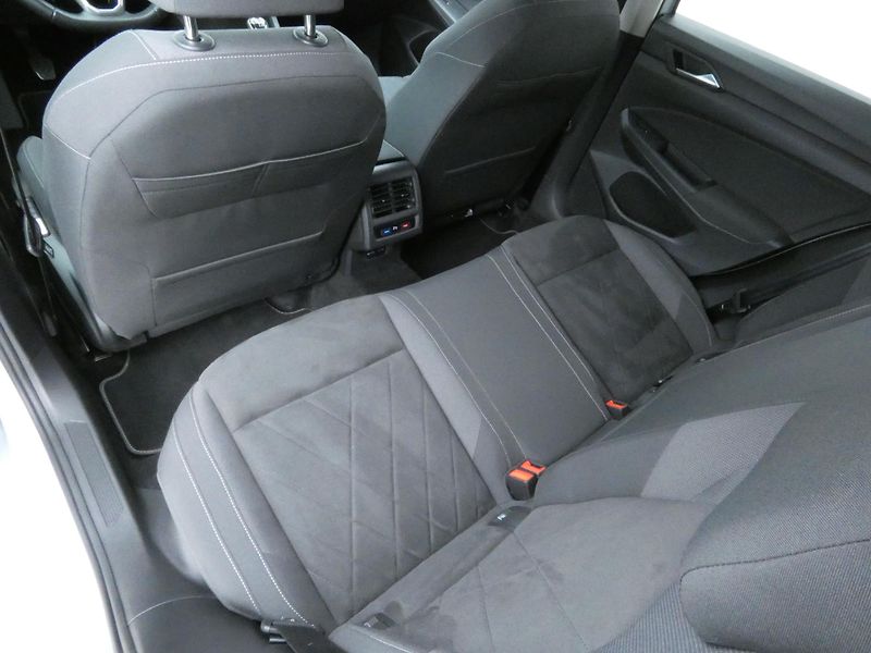 Volkswagen Golf (2021) Style 1,5 TSI 110KW - fotka 25 z 30