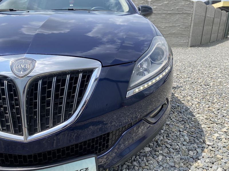 Lancia Delta 2.0JTD 165PS SPORT NAVI SERVIS - fotka 66 z 169