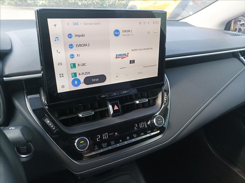 Toyota Corolla 1,5 Style - fotka 16 z 20