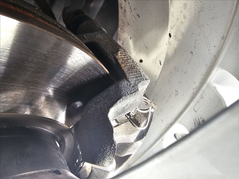 Suzuki SX4 S-Cross 1,4 T BoosterJet AllGrip 4x4 - fotka 40 z 45