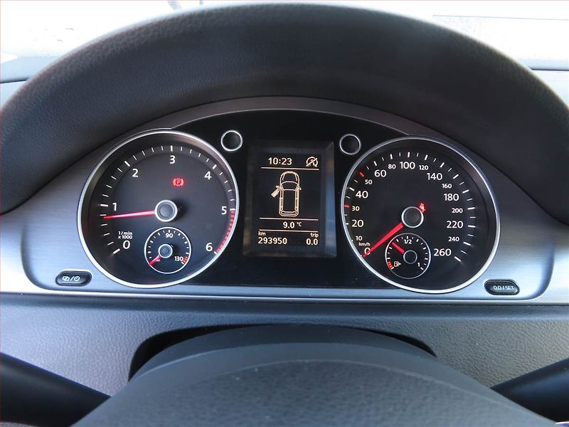 Volkswagen Passat (2013) 1.6 TDI, Serv.kniha, Navi - fotka 11 z 21