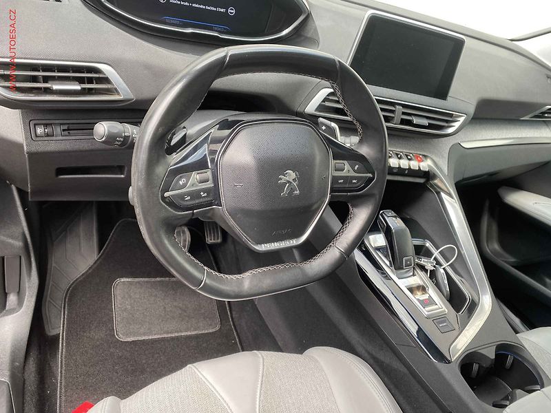 Peugeot 3008 (2017) 1.2 PT, Allure, AT, panor - fotka 12 z 19