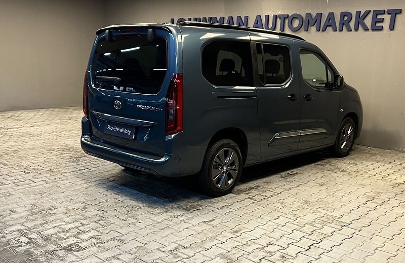 Toyota ProAce FAMILY VIP 8 AT LONG - fotka 2 z 19