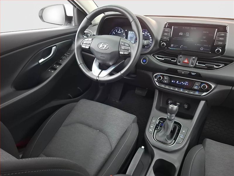 Hyundai i30 (2023) Comfort 1.0 T-GDI, Automat, ČR - fotka 7 z 21