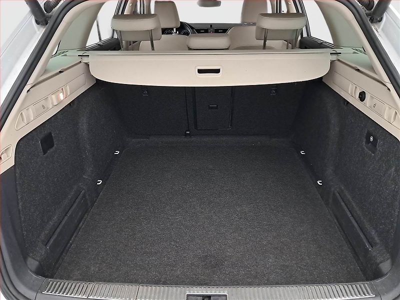 Škoda Superb (2018) Style 2.0 TDI, Kůže, Navi - fotka 14 z 20