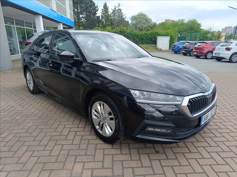 Škoda Octavia 1,5 TSi Ambition - fotka 4 z 21