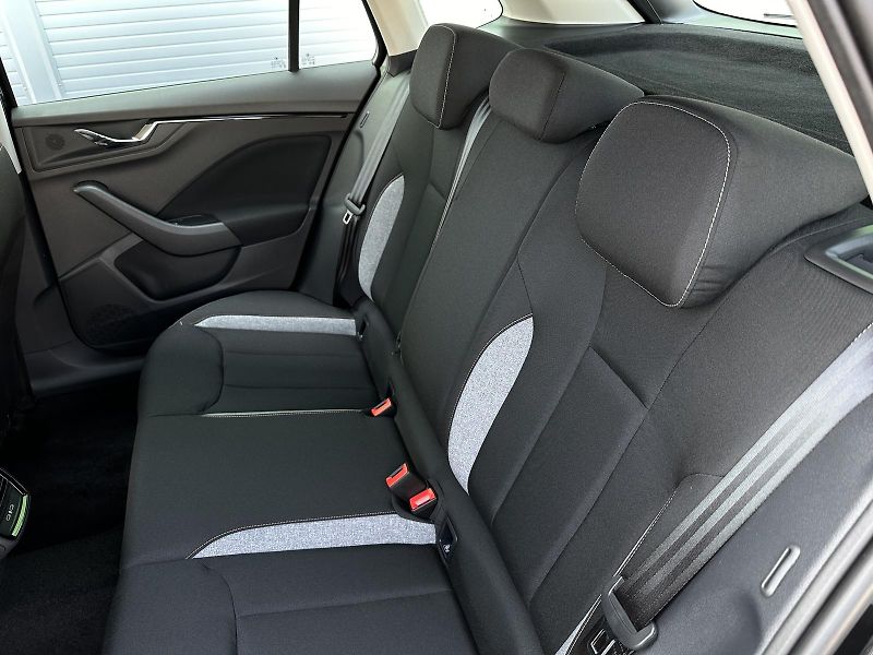 Škoda Kamiq 1.0TSi 116PS 2Z.KLIMA Tempomat - fotka 31 z 38