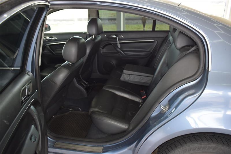 Škoda Superb 2,8 i V6 30V, klima,nová STK, - fotka 8 z 17