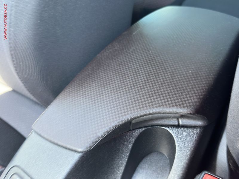 Seat Altea (2006) 2.0 TDi, DSG, AC, temp - fotka 16 z 17
