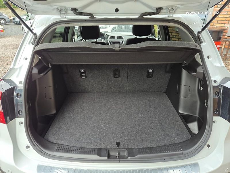 Suzuki SX4 S-Cross (2014) 1.6VVT 88KW CLUB Tažné - fotka 20 z 53