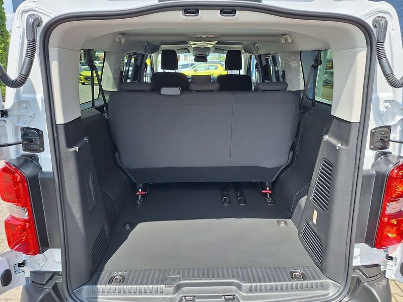 Peugeot Traveller (2026) Expert Combi L3 2.2 BHDi 180 - fotka 10 z 17