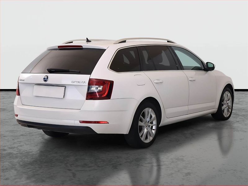 Škoda Octavia (2018) 2.0 TDI, Automat, Serv.kniha - fotka 5 z 20