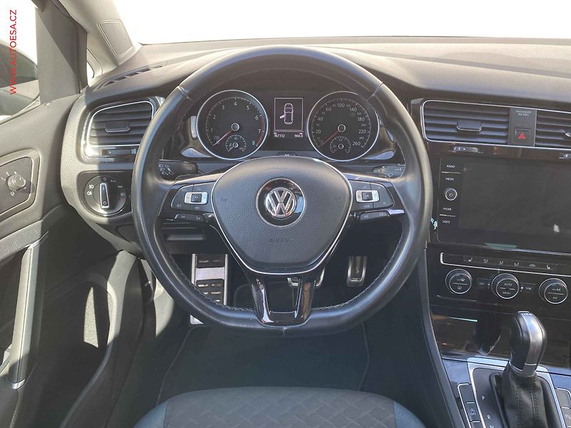 Volkswagen Golf (2019) 1.5 TSi, IQ Drive, DSG, navi - fotka 11 z 17