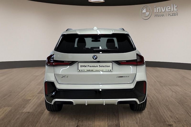BMW X1 xDrive23d - fotka 4 z 19