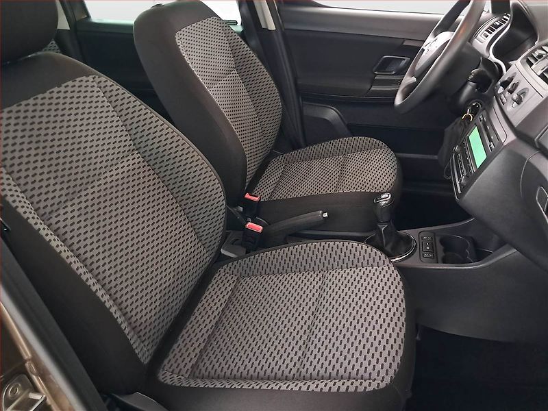 Škoda Roomster (2013) 1.2 12V, Serv.kniha - fotka 9 z 18