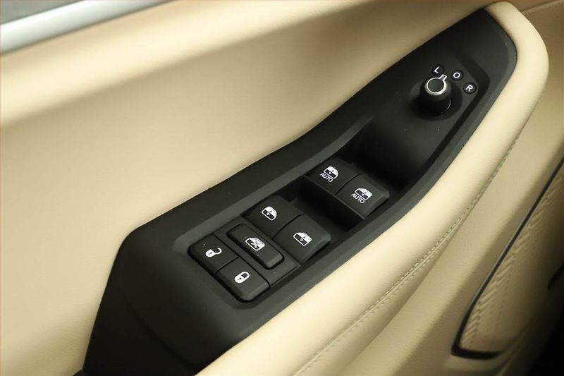 Jeep Grand Cherokee (2024) 3.6 V6 - fotka 10 z 19