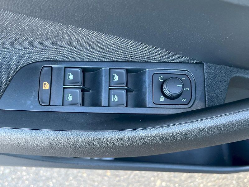 Škoda Kamiq (2026) Top Selection 1.0TSi 85kW 7°au - fotka 24 z 27